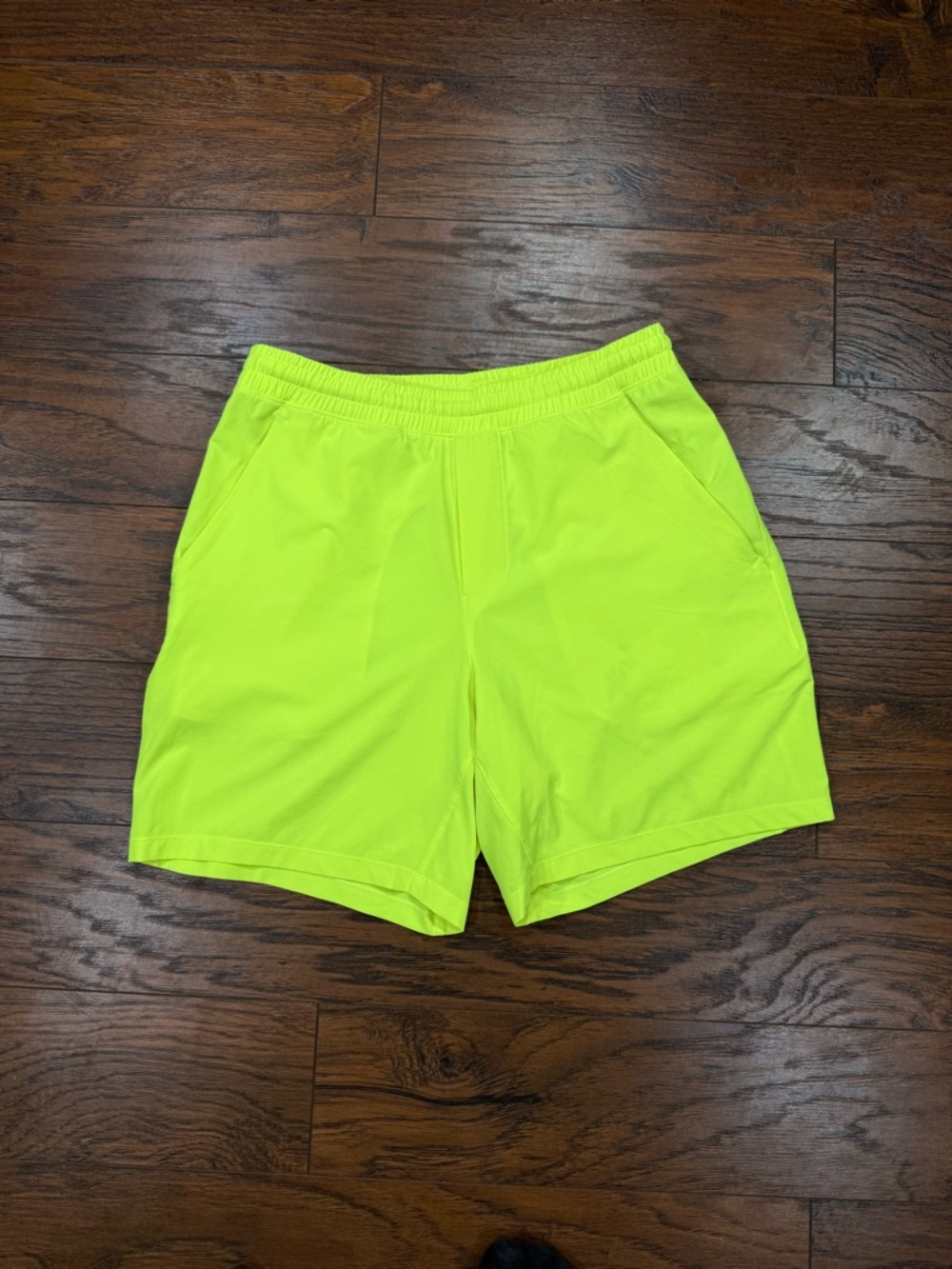 Lululemon 7” Linerless Pace Breaker shorts